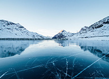 华体会体育-天空之城 ！新鹏城5-2三镇的比赛3个进球都是头球打进